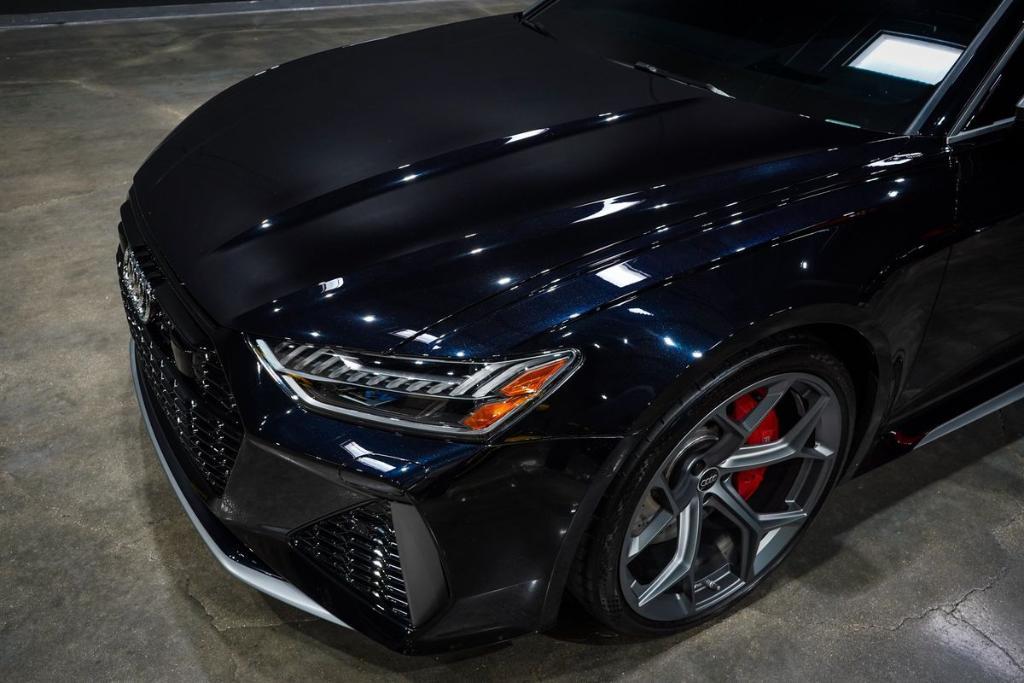 used 2024 Audi RS 6 Avant car, priced at $129,989