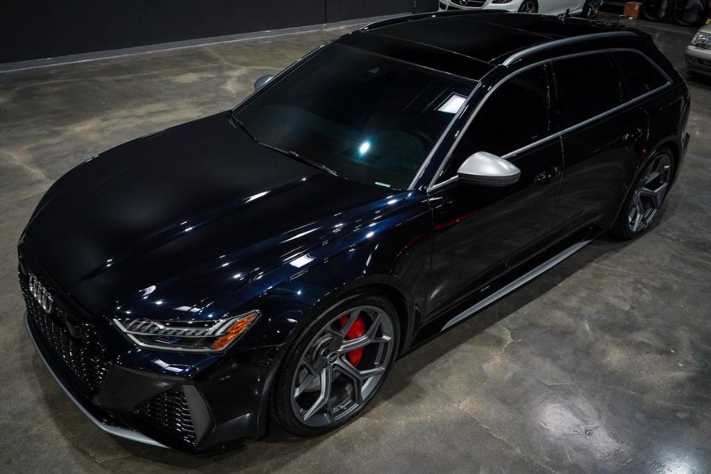 used 2024 Audi RS 6 Avant car, priced at $129,989