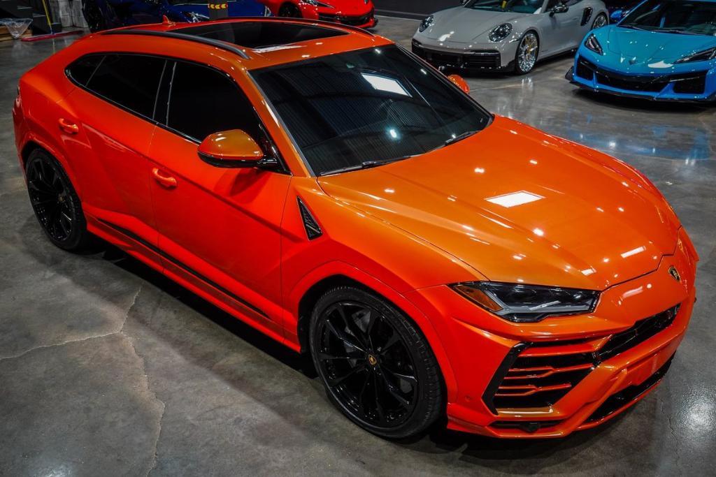 used 2022 Lamborghini Urus car, priced at $234,989