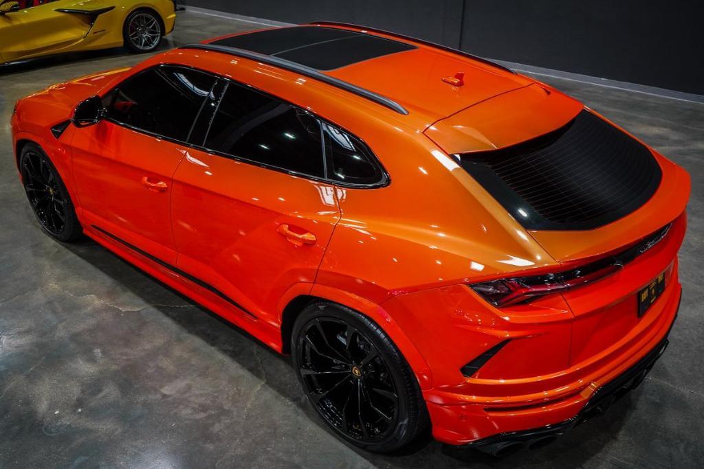 used 2022 Lamborghini Urus car, priced at $234,989