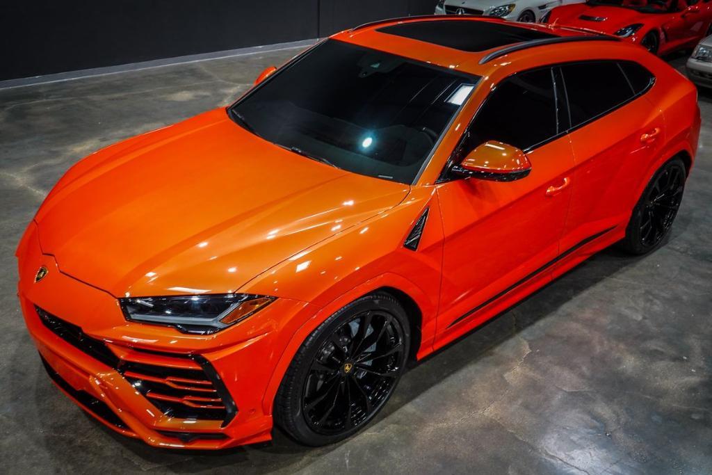 used 2022 Lamborghini Urus car, priced at $234,989