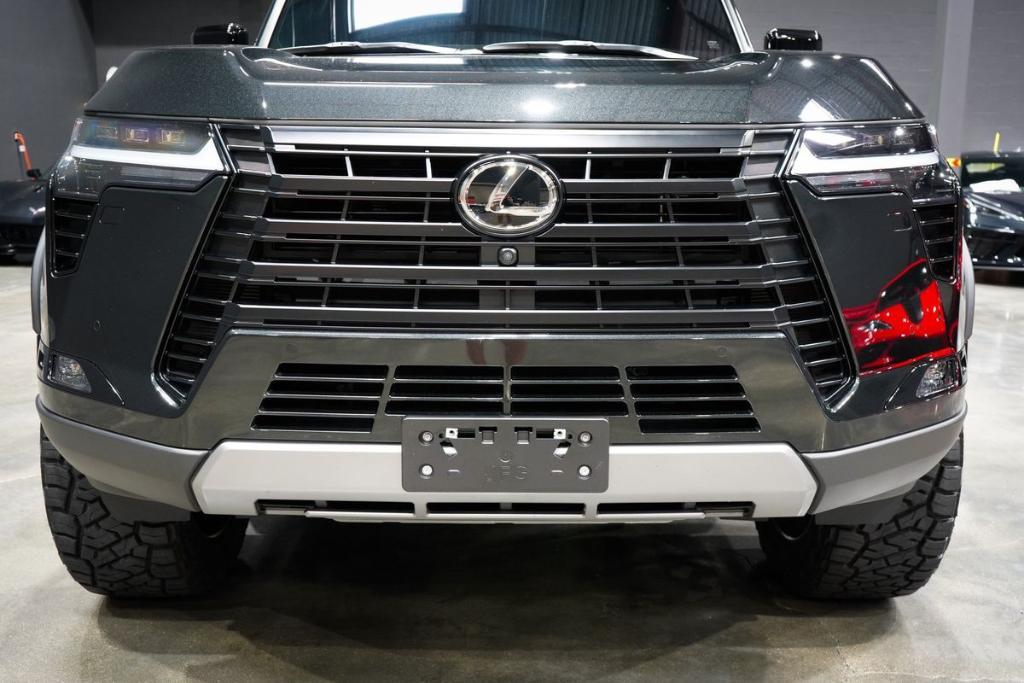 used 2024 Lexus GX 550 car, priced at $99,989