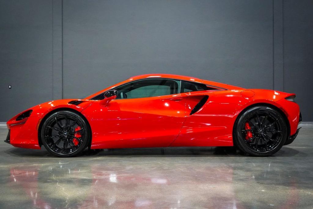 used 2024 McLaren Artura car, priced at $224,989