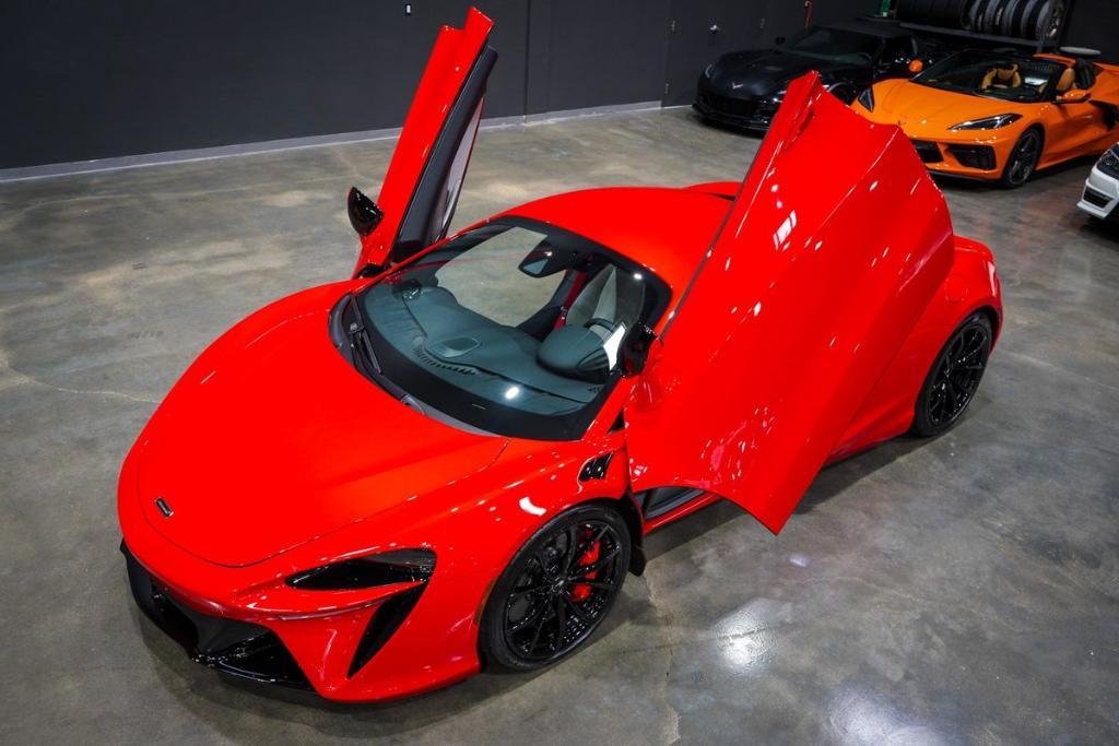 used 2024 McLaren Artura car, priced at $224,989