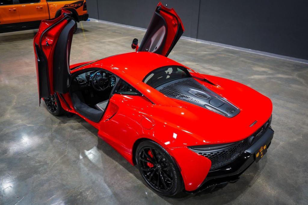 used 2024 McLaren Artura car, priced at $224,989