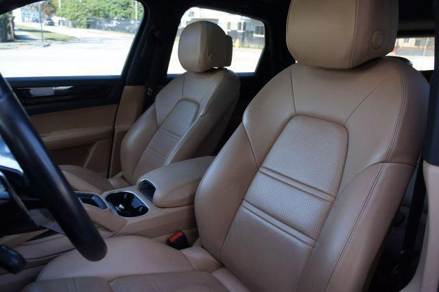 used 2019 Porsche Cayenne car, priced at $34,992