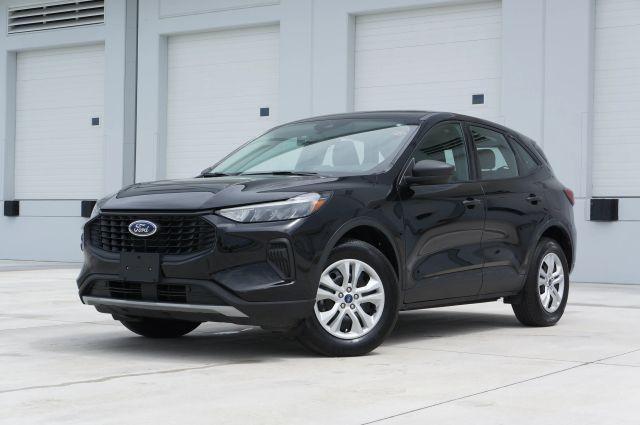 used 2023 Ford Escape car, priced at $12,992