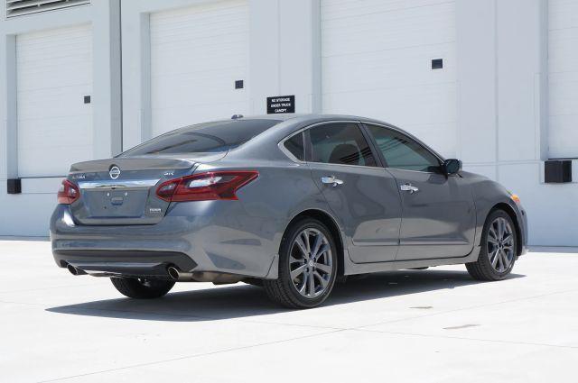 used 2018 Nissan Altima car