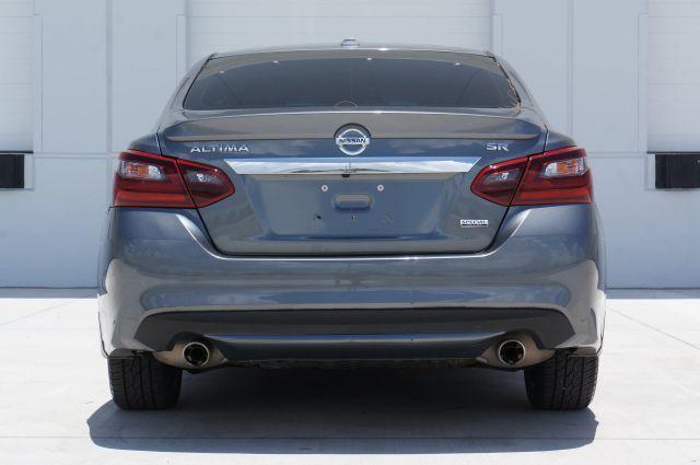 used 2018 Nissan Altima car