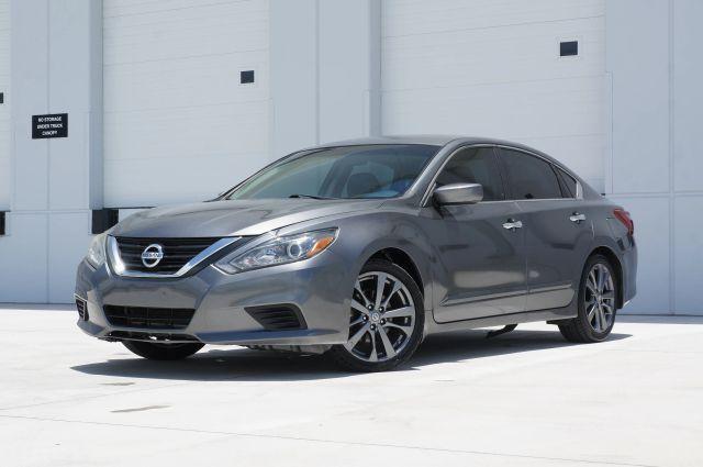 used 2018 Nissan Altima car