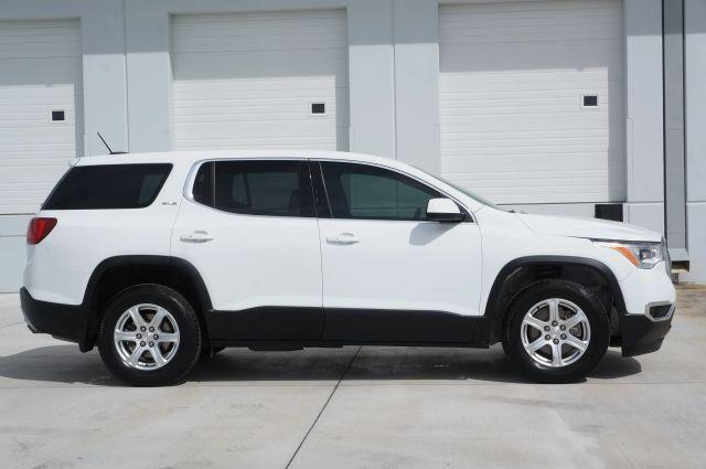 used 2019 GMC Acadia car, priced at $12,992