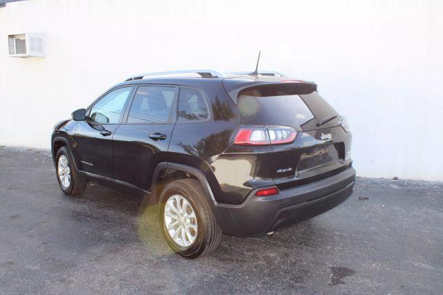 used 2021 Jeep Cherokee car, priced at $12,995