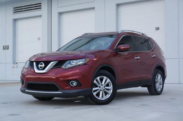 used 2015 Nissan Rogue car