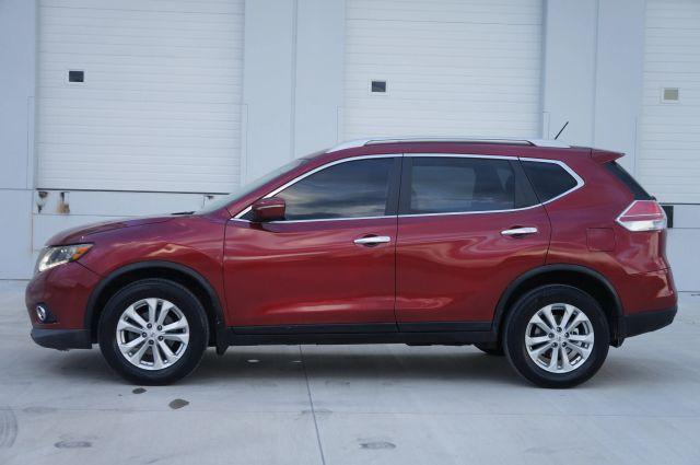 used 2015 Nissan Rogue car