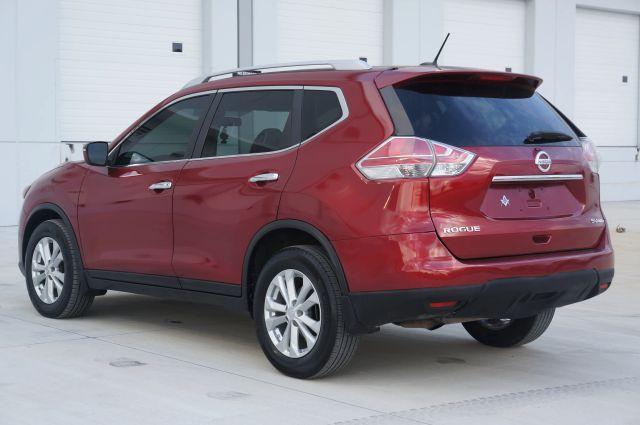 used 2015 Nissan Rogue car