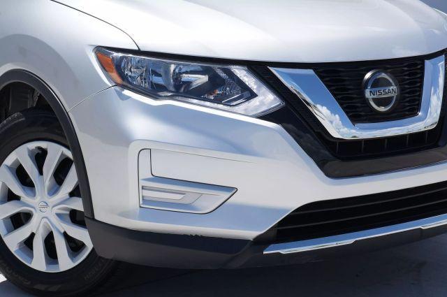 used 2020 Nissan Rogue car, priced at $12,992