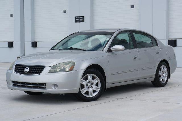 used 2006 Nissan Altima car, priced at $3,995