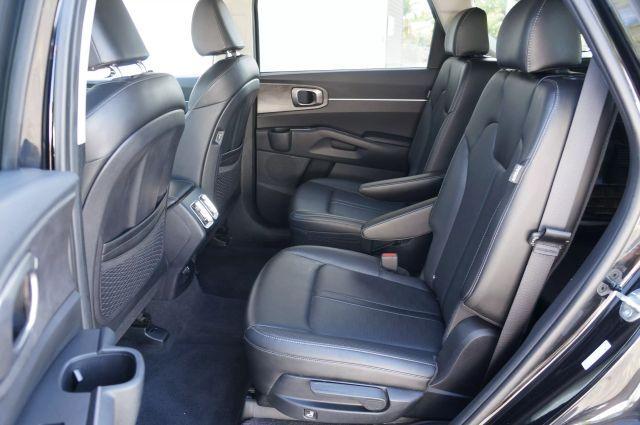 used 2024 Kia Sorento car, priced at $24,992