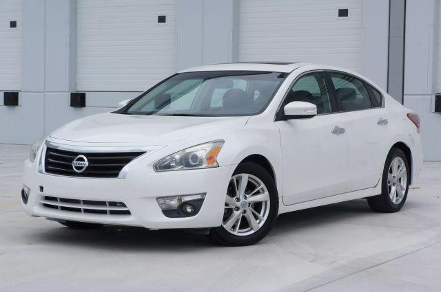 used 2013 Nissan Altima car, priced at $4,995