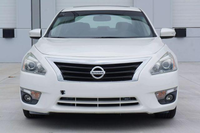 used 2013 Nissan Altima car, priced at $4,995