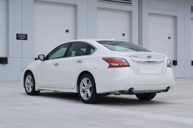 used 2013 Nissan Altima car, priced at $4,995