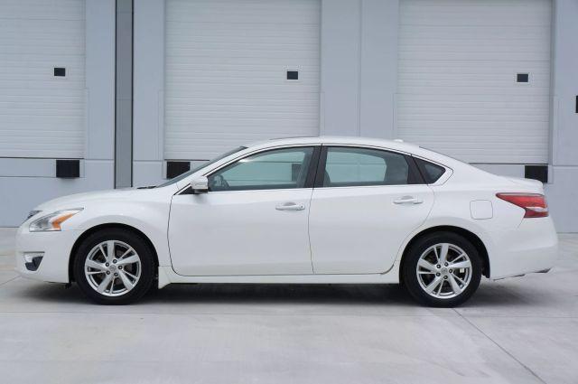 used 2013 Nissan Altima car, priced at $4,995
