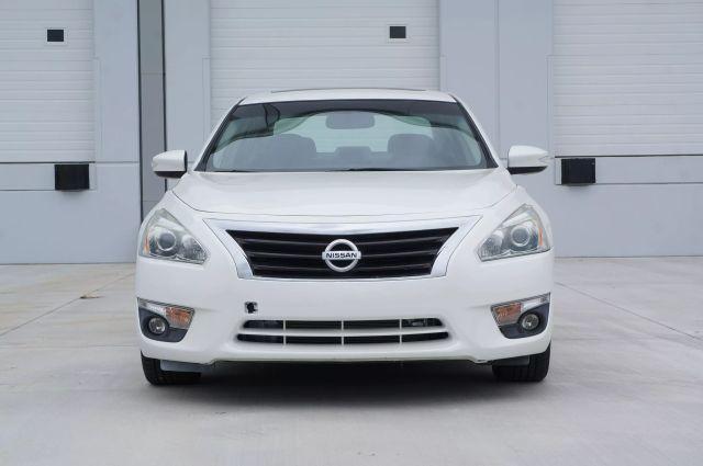 used 2013 Nissan Altima car, priced at $4,995