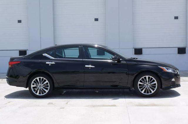 used 2020 Nissan Altima car, priced at $10,992