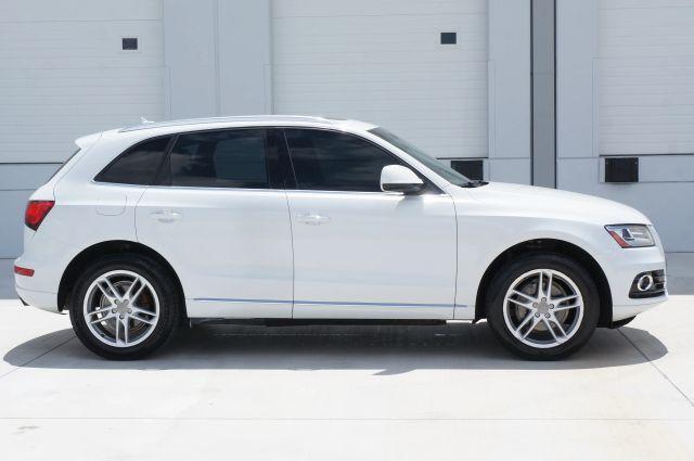 used 2017 Audi Q5 car, priced at $9,992