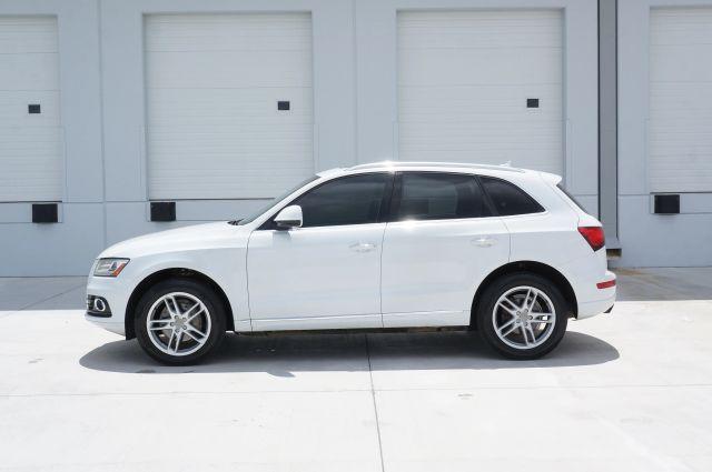 used 2017 Audi Q5 car, priced at $9,992