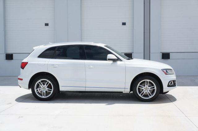 used 2017 Audi Q5 car, priced at $9,992