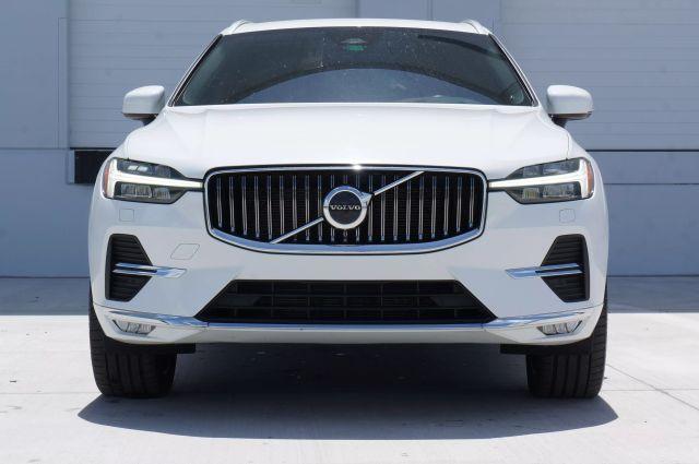 used 2022 Volvo XC60 car, priced at $21,992