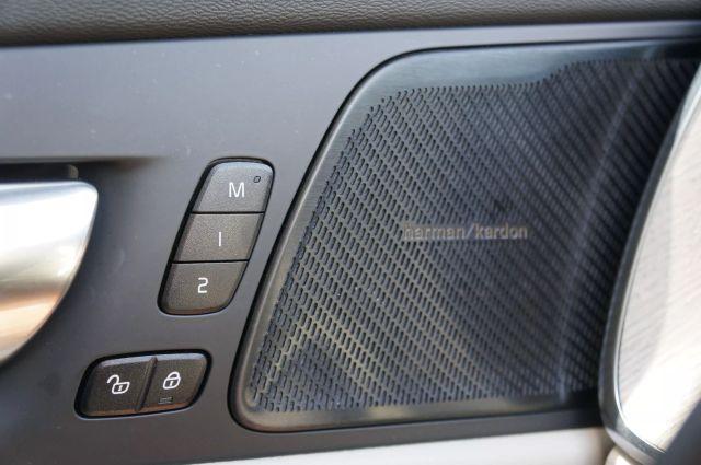 used 2022 Volvo XC60 car, priced at $21,992