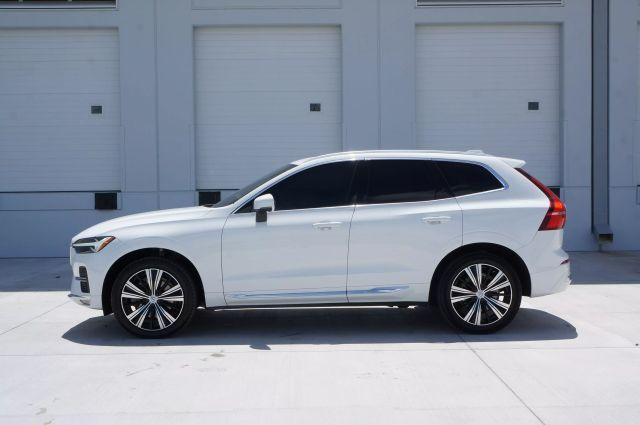 used 2022 Volvo XC60 car, priced at $21,992