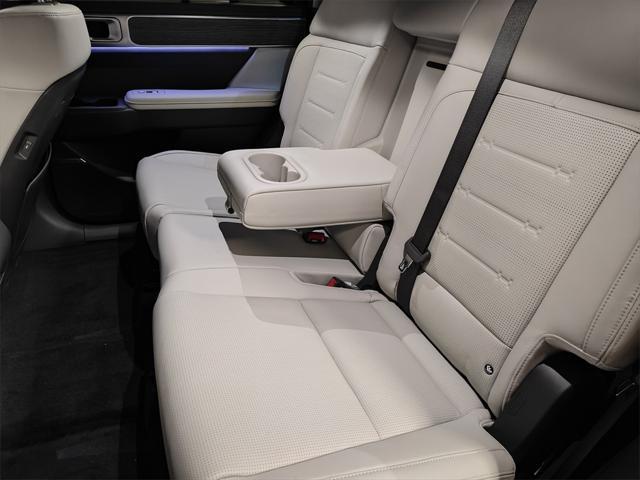 new 2025 Hyundai Santa Fe car, priced at $45,667