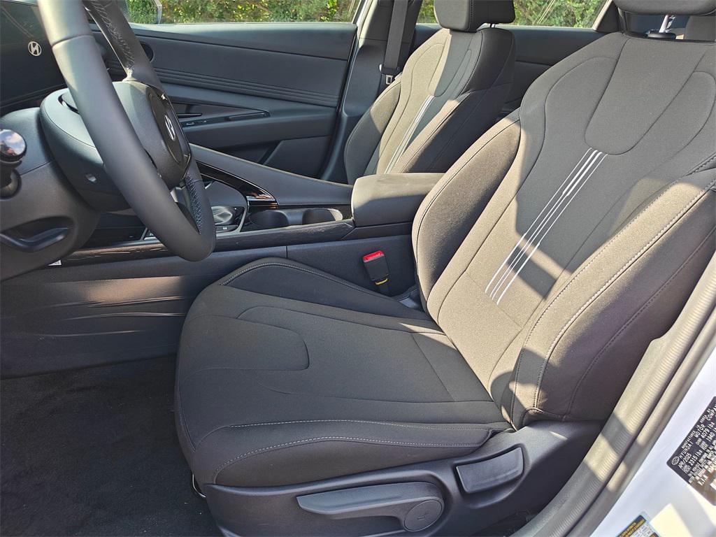 new 2025 Hyundai ELANTRA HEV car, priced at $26,754