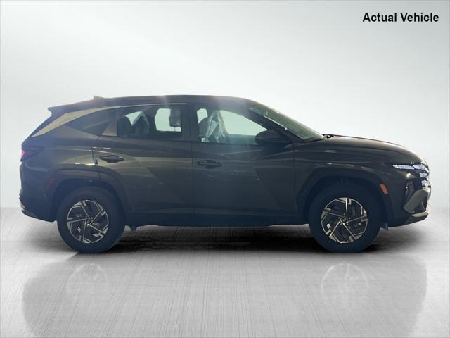 new 2025 Hyundai Tucson Hybrid car, priced at $34,382