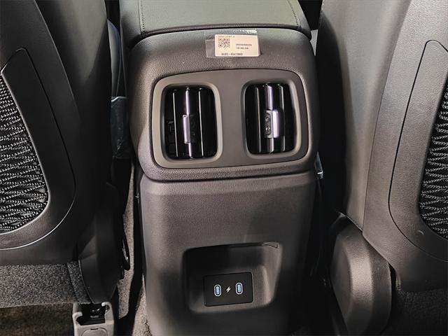 new 2025 Hyundai TUCSON Hybrid car, priced at $36,437