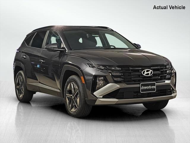 new 2025 Hyundai TUCSON Hybrid car, priced at $36,580