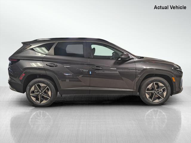 new 2025 Hyundai TUCSON Hybrid car, priced at $36,580
