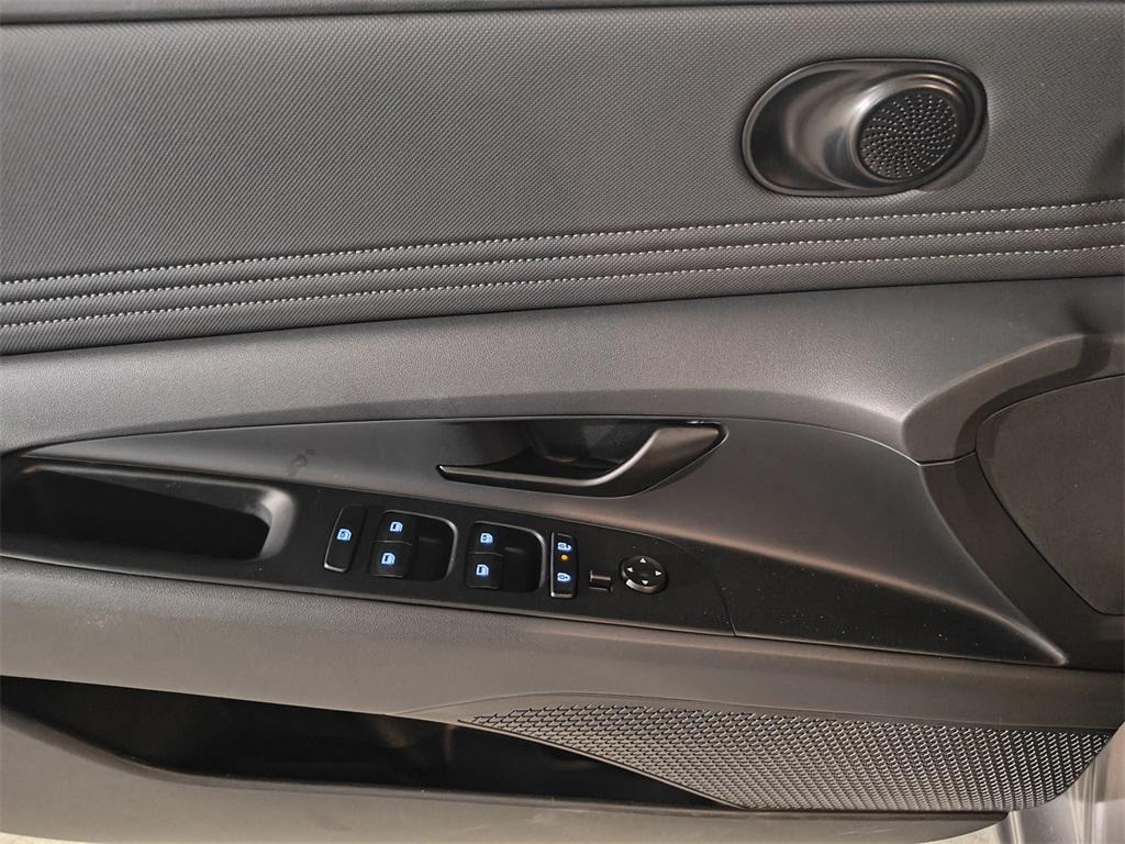 new 2025 Hyundai ELANTRA HEV car, priced at $23,792