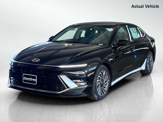 new 2025 Hyundai Sonata Hybrid car, priced at $31,117