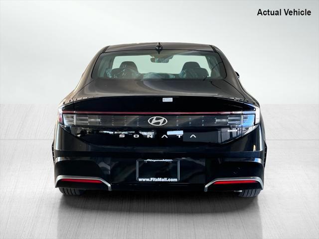 new 2025 Hyundai Sonata Hybrid car, priced at $31,117