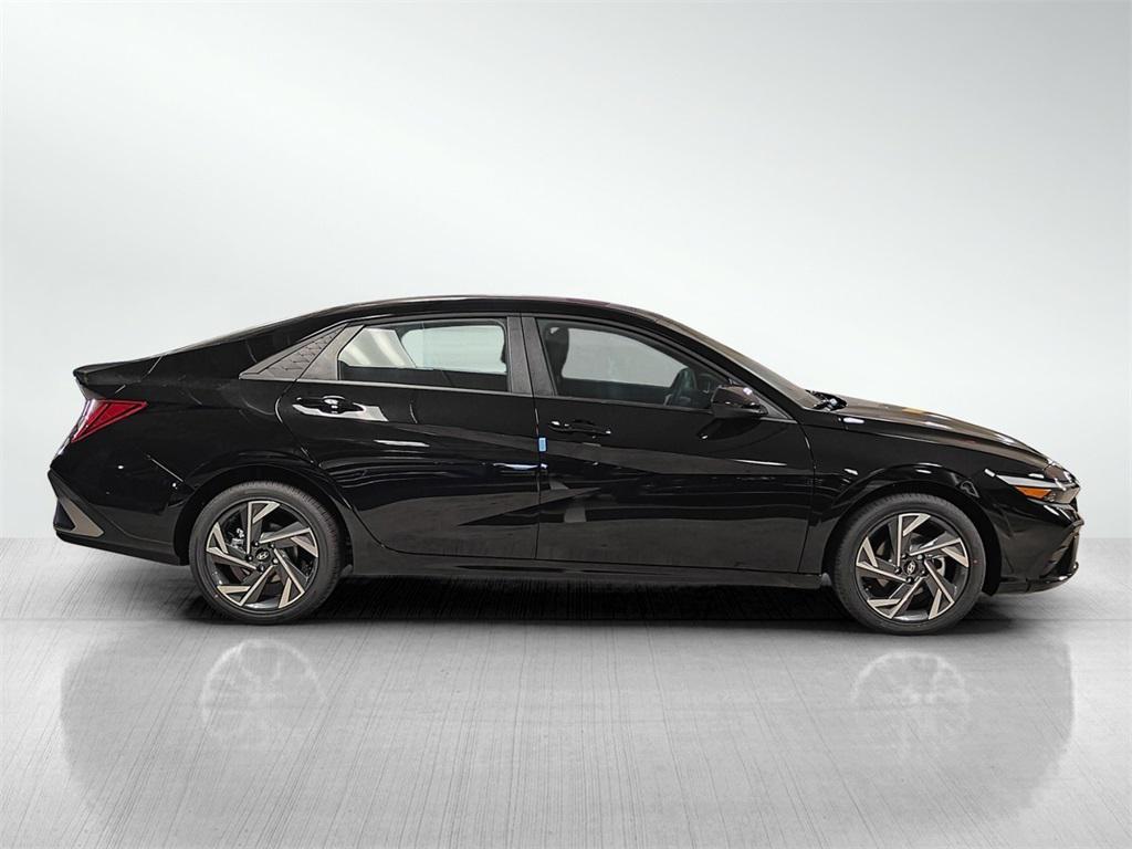 new 2025 Hyundai ELANTRA HEV car, priced at $23,821