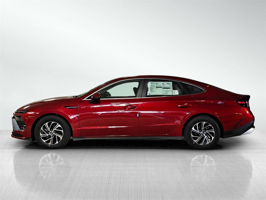 new 2026 Hyundai Sonata Hybrid car, priced at $30,331