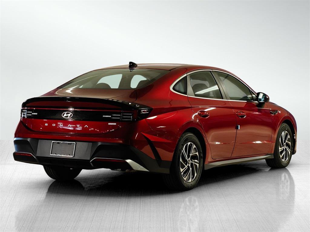 new 2026 Hyundai Sonata Hybrid car, priced at $30,331
