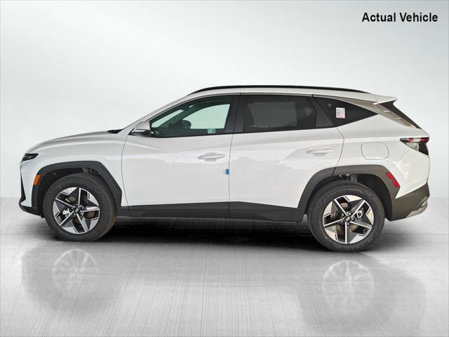 new 2025 Hyundai TUCSON Hybrid car, priced at $35,740