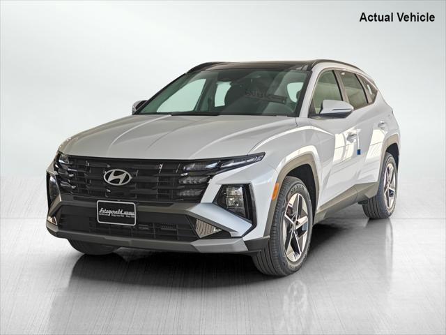 new 2025 Hyundai TUCSON Hybrid car, priced at $35,740