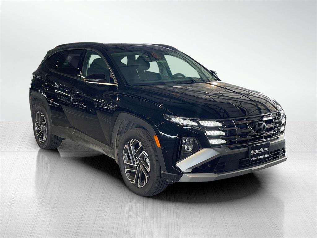 new 2025 Hyundai TUCSON Hybrid car, priced at $38,715