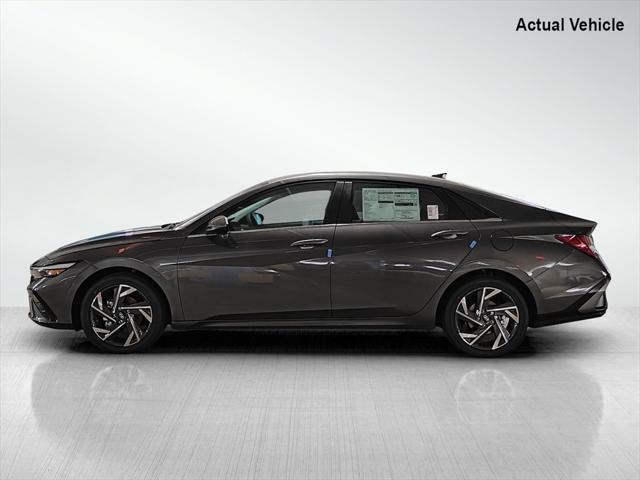 new 2025 Hyundai Elantra car, priced at $28,640